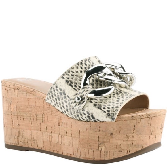 Marc Fisher Shoes - MARC FISHER LTD Vaneda Platform Slide Sandal